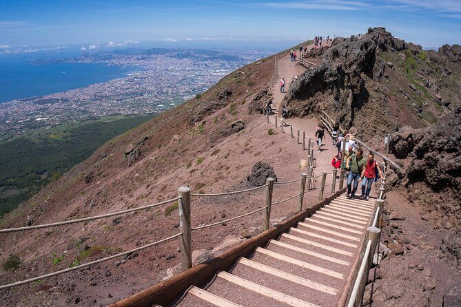 Private Pompeii and Vesuvius with Wine Tasting and Full Tickets - Getting to Pompeii on your schedule (and still seeing Vesuvius)