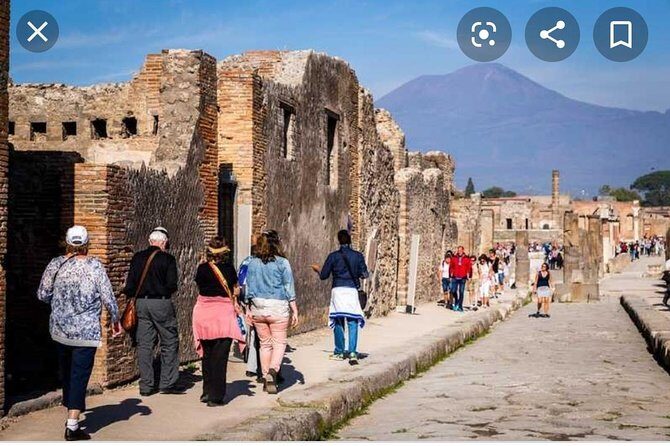 Private Pompeii Tour With Guide and Transfer Included - Macellum: the market where Roman life showed up in real time