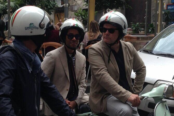 Private Sightseeing Tour in Naples by Vespa - Castles and grand squares: Maschio Angioino and the Plebiscito area