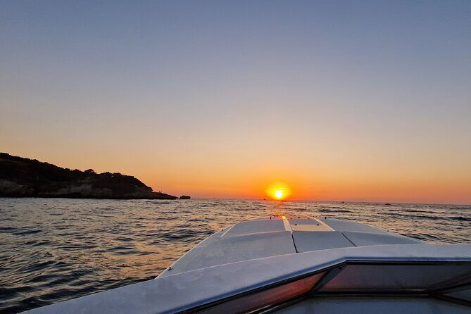 Private Sorrento Sunset Cruise with Prosecco, Spritz & Limoncello - Snorkeling time, towels, and how the captain shapes the mood