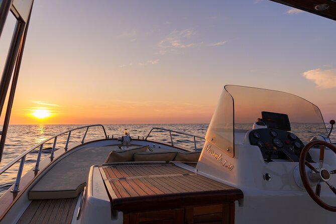 Private sunset boat tour in Ischia - Entering The Ischia Sunset Mood: What This Private Boat Feels Like