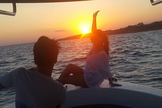 Private Sunset Boat Tour with Aperitif from Sorrento - Private Sunset Boat Tour with Aperitif: the experience in plain language