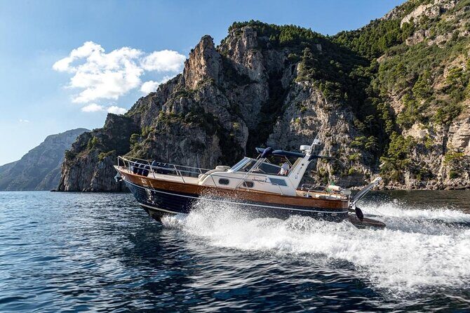 Private Tour Capri & Positano from Sorrento -Gozzo Apreamare 10 - Private Boat Day From Sorrento: How Your 7 Hours Shape Up