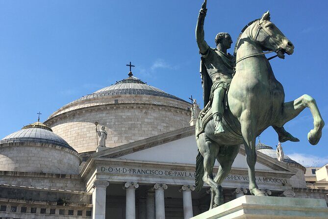 Private tour of Naples with street food tasting - Decumanus major and the street-name clues of ancient Naples