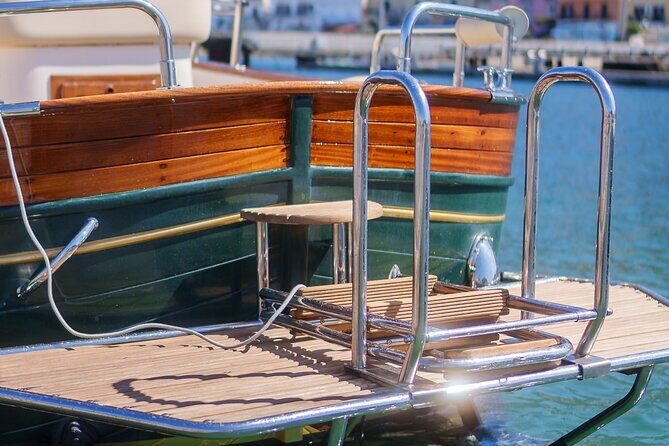 Private tour of the island of Ischia on a Fratelli Aprea gozzo - Spiaggia dei Maronti and the onboard aperitivo: the mid-day mood shift