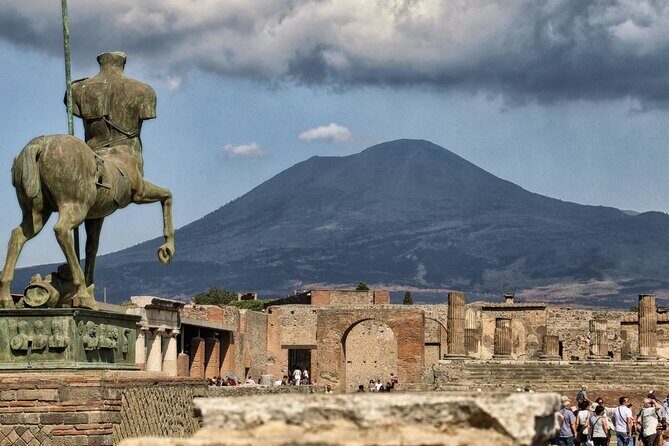 Private Tour Pompeii and Sorrento from Naples - The private ride from Naples: what’s included and what can catch you