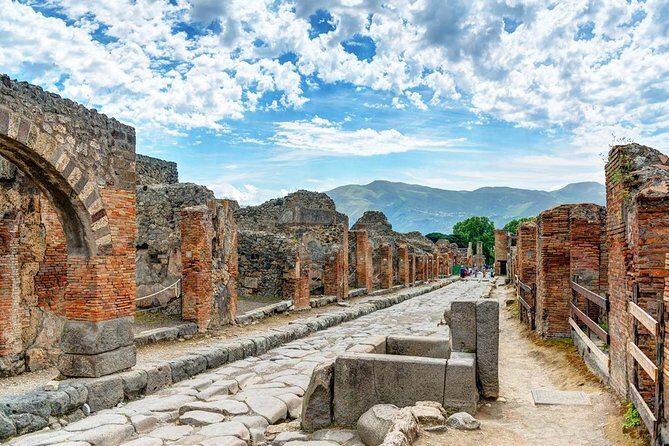 Private Tour Pompeii and Winery - The “How Does It Feel” Part: Realistic Pacing for a Big Day