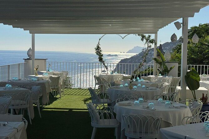 Private Tour Sorrento, Amalfi Coast, and Pompeii from Naples - A smart private day trip from Naples to three big sights