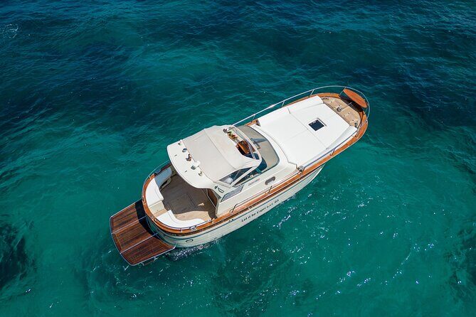 Private Tour to Capri and the Amalfi Coast by Speedboat - Blue Grotto: iconic, time-based, and an extra €18 decision