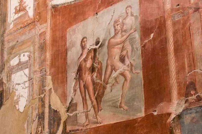 Private tour to Pompeii Herculaneum and Vesuvius - A driver-run route for Roman ruins and an active volcano