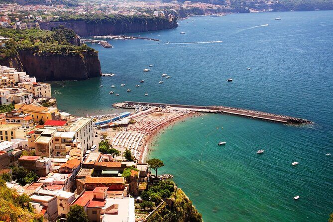 Private transfer from Naples/Salerno to Sorrento, or vice versa - The Ride Itself: AC Comfort, Luggage Space, and a Driver Who Works Traffic