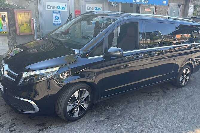 Private transfer from Salerno to the Amalfi Coast, or vice versa - Getting picked up fast in Salerno or the Amalfi Coast (with a name sign)