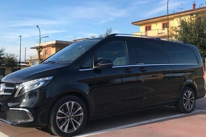 Private Transfer from the Airport to Amalfi Coast - Meeting your driver at arrivals (the part you’ll care about most)