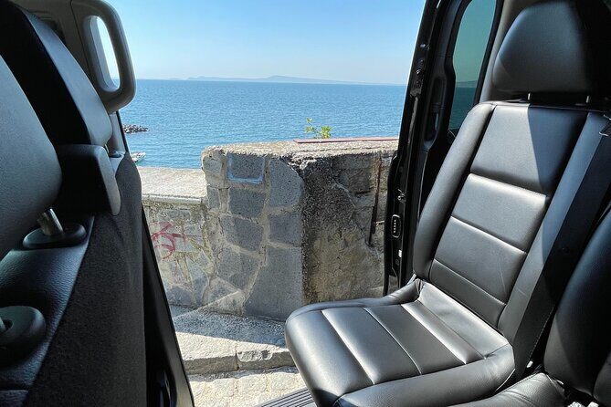Private transfer Naples to Sorrento or Sorrento to Naples - Communication and driver approach: what makes it feel “easy”