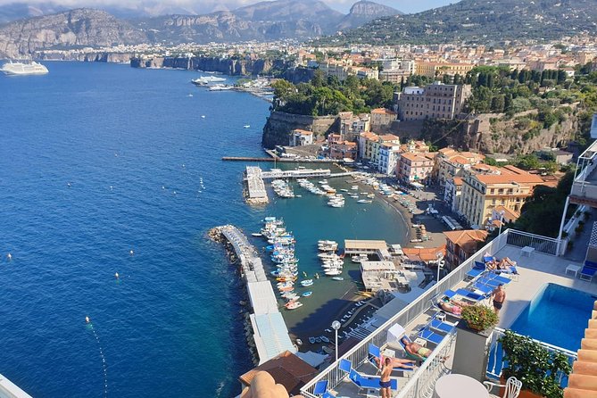 Private Transfer Naples to Sorrento or viceversa - Naples pickup and Sorrento drop-off: matching your schedule to the ride