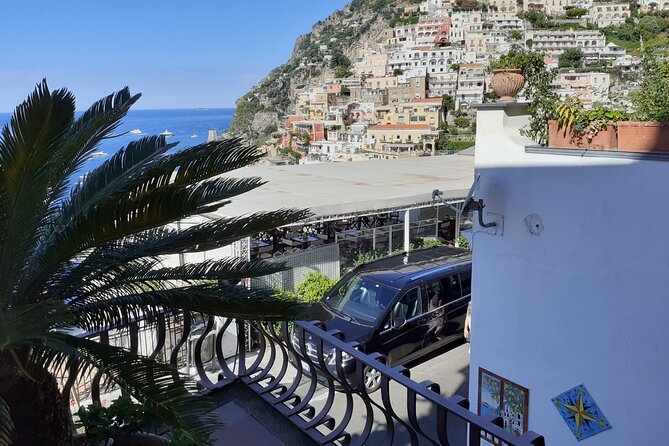 Private transfer to Positano via Pompeii - The Naples to Positano route, with Pompeii built in