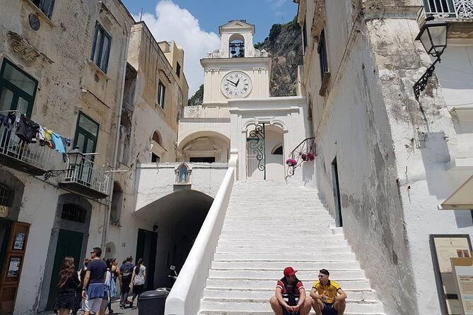 Private Walking tour from Ravello to Amalfi following Escher works - The Escher-Inspired Walk: Ravello to Atrani on Old Corners