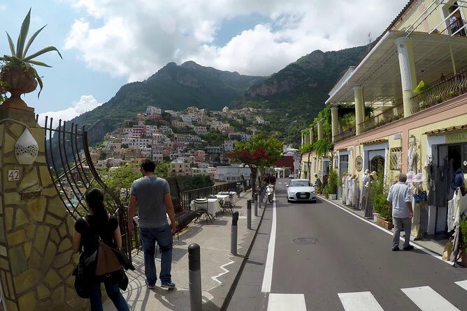 PrivateTransfer NAPLES to POSITANO or vv (with Stop option in Pompeii ) - Arrival in Positano: Getting Dropped Where You Actually Need To Be