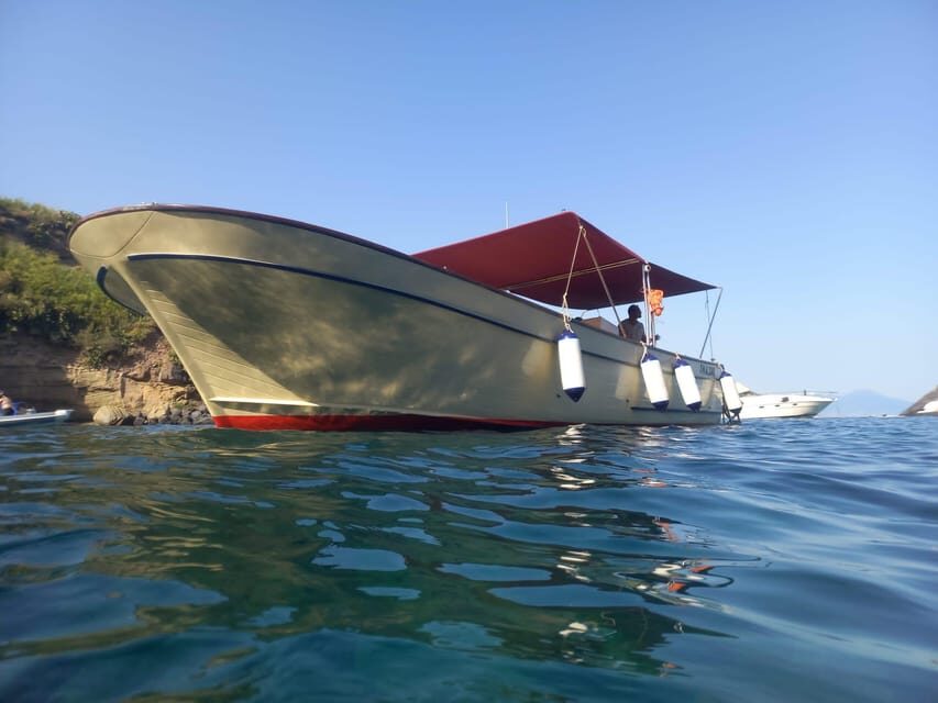 Procida: Sea View Private Boat Tour with Snorkeling - The skipper’s guidance: how the history and spotting game works