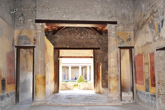 Rome to Pompeii Tour for Kids & Families w Hotel Pickup & Skip-the-Line Tickets - Stabian Baths (Terme Stabiane): public baths and social rules