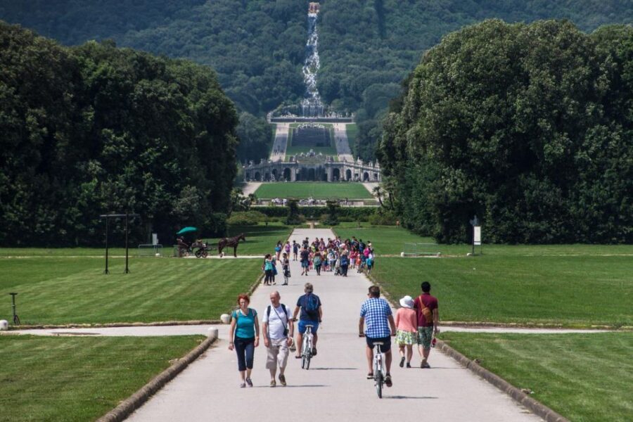 Royal Palace of Caserta: A Walking Guide Tour - Who this tour suits (and who should choose another plan)