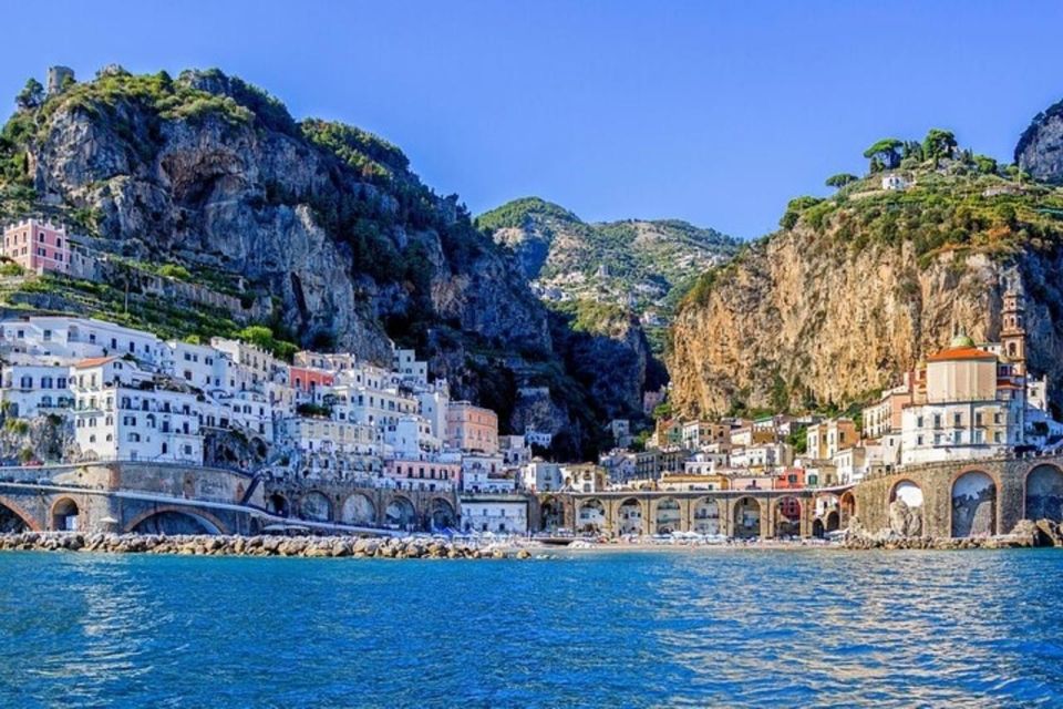 Salerno : Must-See Attractions Walking Tour - Giardino della Minerva Viewpoints: Where the Photos Make Sense