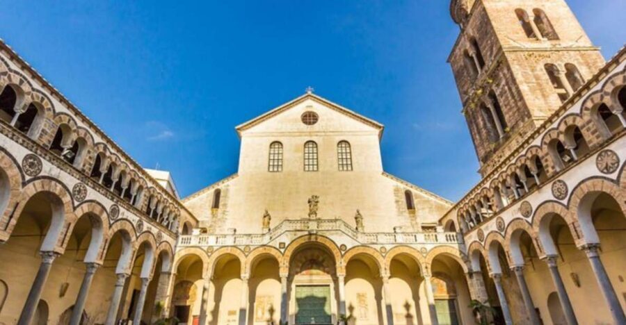 Salerno: Private custom tour with a local guide - Pier and old town: getting your bearings the smart way