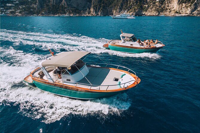 Shared boat tour to the Amalfi Coast from Sorrento - Meeting at Achille Lauro: your early start on purpose