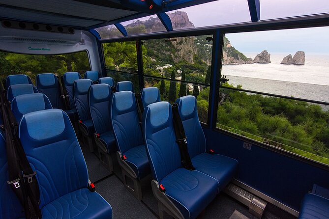 Shared CAPRI Tour - 360° experience by Bus, Boat & Guide - Anacapri village: 2 hours to get your bearings