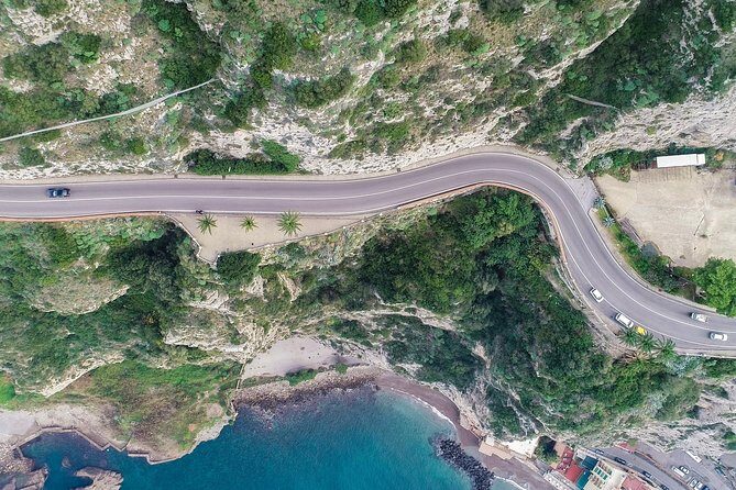 Shared Transfer from Naples Airport to Sorrento - The driver experience: professionalism is common, but style varies