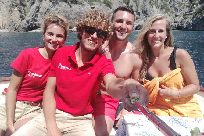 Shared trip with fishing and visit the beauty of Capri island - Sea-to-Table Lunch on Board: Catch of the Day Plus Garden Veg