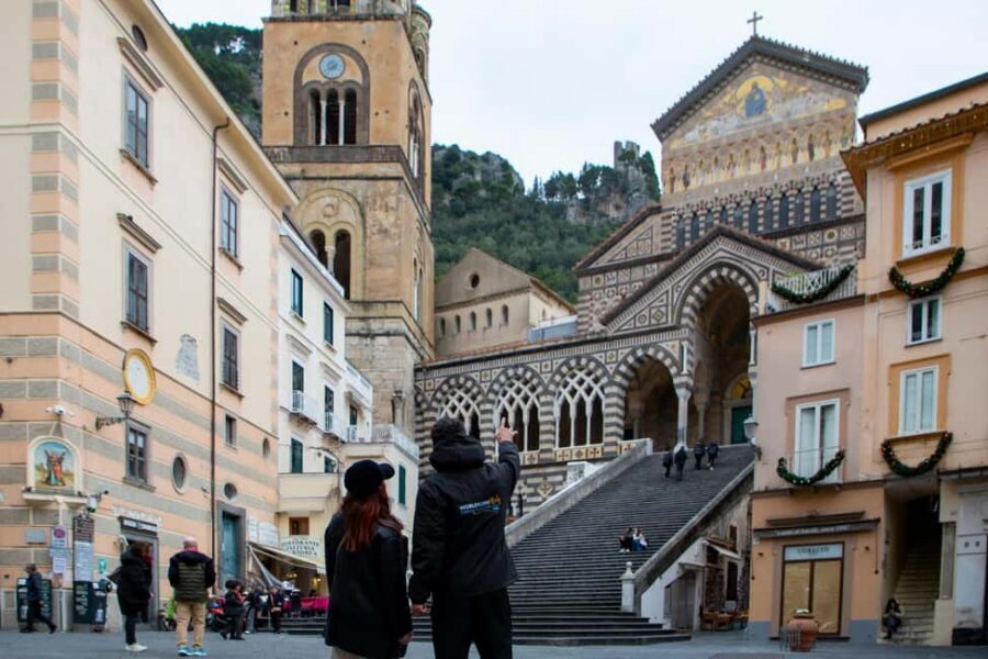 Shore Excursions: Amalfi Coast and its 3 Marvelous Towns - Positano: Madonnina photos, then stairs and sea views