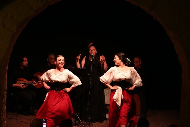 Show Songs Music and Neapolitan Dances with Tasting - Getting to the venue in Naples without losing an hour