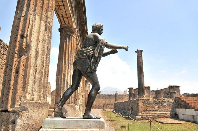 Skip-the-line Ancient Pompeii Highlights Exclusive Tour with Local Private Guide - Stop 1: Villa dei Misteri and the 2.5-Hour Main Event