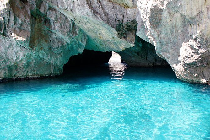Small Group Capri Island Boat Ride with Swimming and Limoncello - What to Bring (So You Enjoy Every Minute)