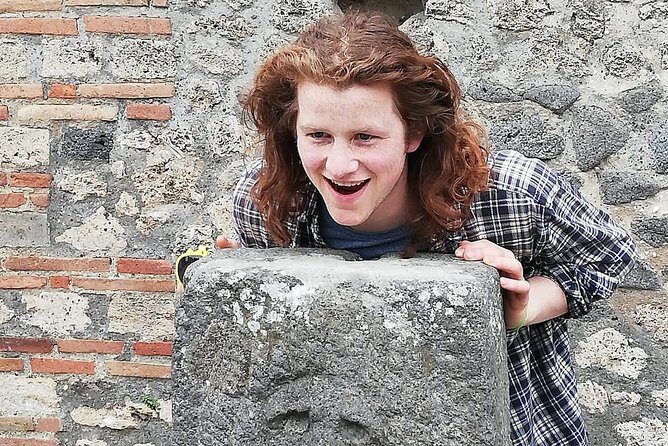 Small Group Guided Walking Tour of Ancient Pompeii Highlights - Stop 5: Lupanar, frescoes, and appointment-house reality