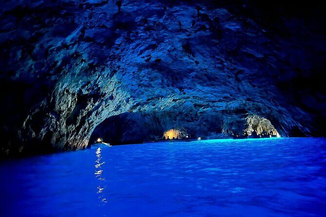 Small Group Tour from Rome to Blue Grotto, Anacapri and Capri - Ferry to Capri: how the timing shapes your experience