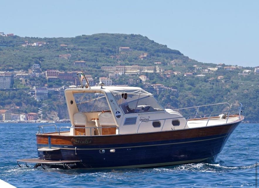 Sorrento: Amalfi Coast Full-Day Boat Tour with Limoncello - The return route and limoncello tasting on board