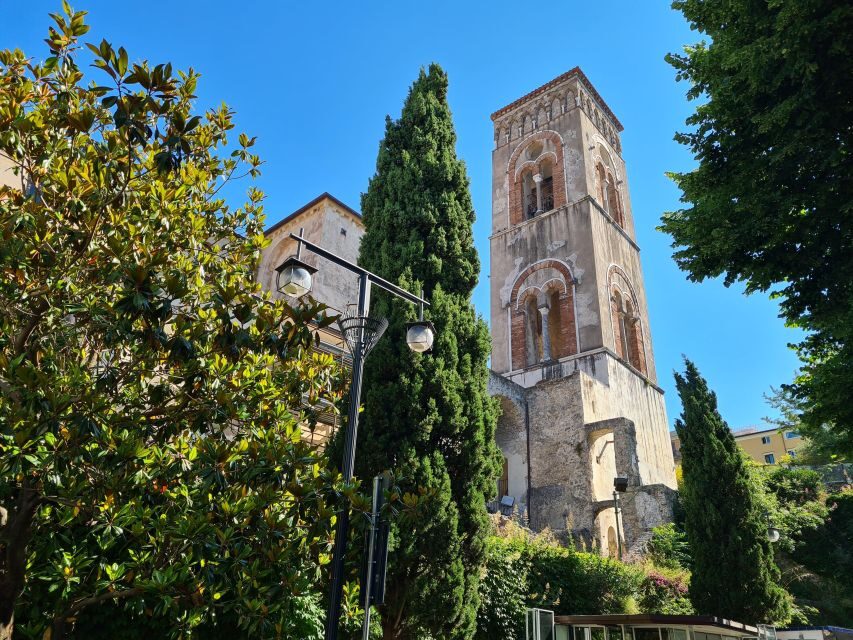 Sorrento and Amalfi coast self audio guide tour - Practical tips: the phone, the shoes, and the order of listening