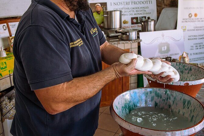 Sorrento Ape Tour, Lemon Garden, Mozzarella Show & Pizza Class - Provolone del Monaco DOP and the tasting order