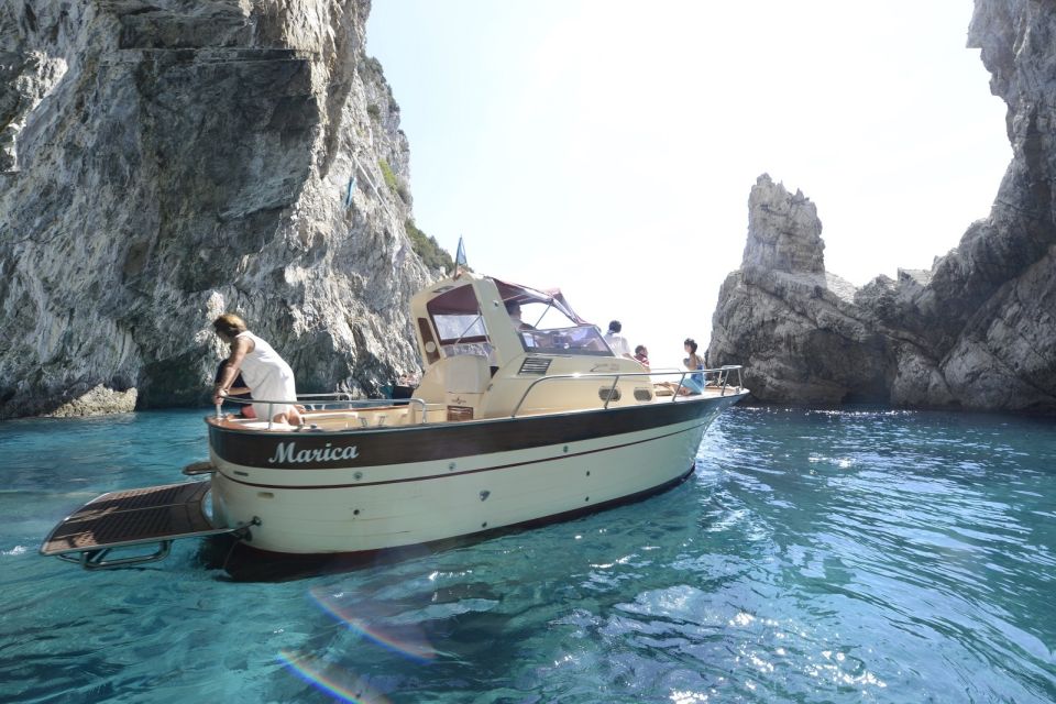 Sorrento: Capri and Blue Grotto Boat Cruise with Drinks - What to bring (and what actually helps)