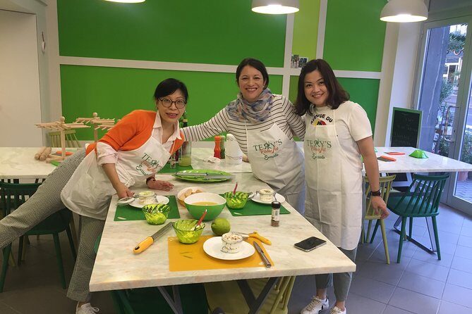 Sorrento Cooking Experience - Terry's kitchen - Terry’s Sorrento kitchen: a small class with real local atmosphere