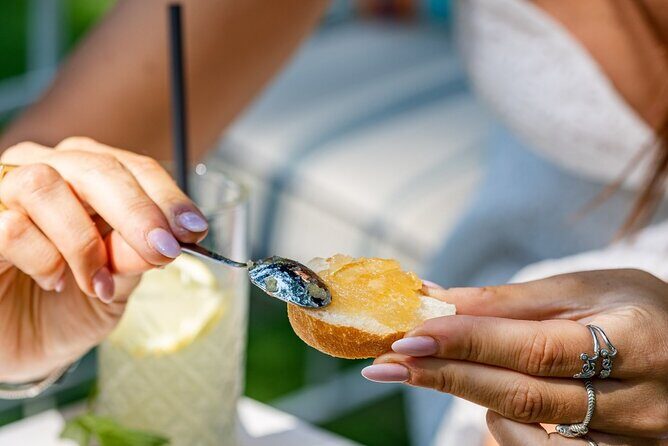 Sorrento Lemon Grove Experience with Local Product Tasting - Who should book this Sorrento lemon tour