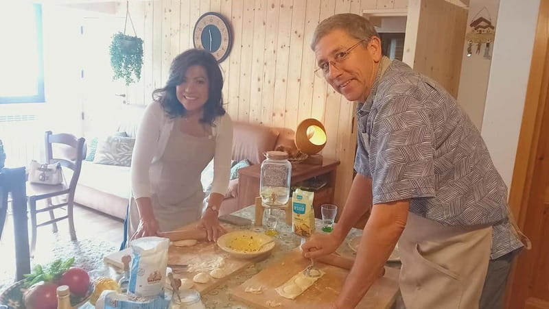 Sorrento: Marì Cooking Class in a Family Farm w/ Coast View - Who should book this class