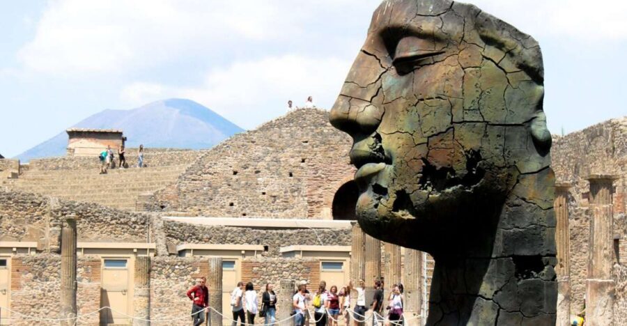 Sorrento: Pompeii and Vesuvius Day Trip with Entry and Lunch - Why Pompeii and Vesuvius From Sorrento Makes Sense