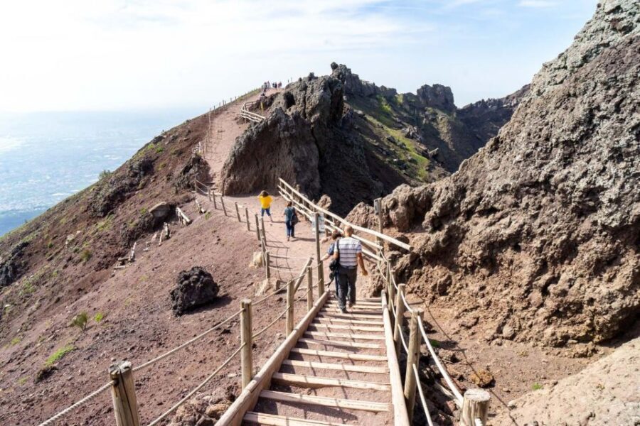 Sorrento: Pompeii and Vesuvius Day Trip with Entry and Lunch - Should You Book This Pompeii and Vesuvius Day Trip?
