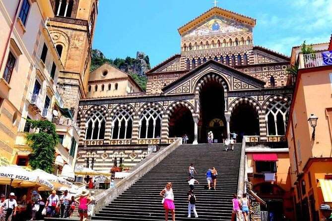 Sorrento, Positano, Amalfi and Ravello Tour Premium from Naples - Positano: Coastal Photo Stops Plus Town Time