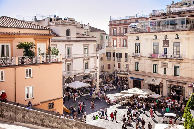 Sorrento Positano Amalfi from Naples with lunch included - Lunch stop: why the meal timing is so important here