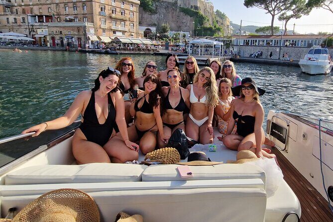 Sorrento Sunset Aperitif Cruise: Sip, Sail & Soak in the Views - Bagni Regina Giovanna: The 15-Minute Stop That Adds Texture