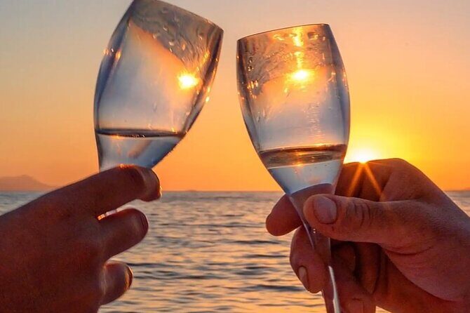 Sorrento Sunset Private Tour - Premium 28ft Boat - A premium 28ft sunset cruise that feels personal (not crowded)